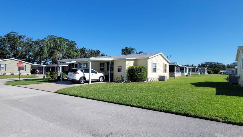 1311 Bald Cypress Pass a Winter Haven, FL Mobile or Manufactured Home for Sale